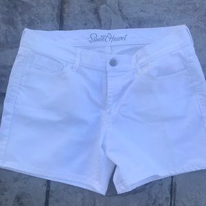 Old navy white shorts